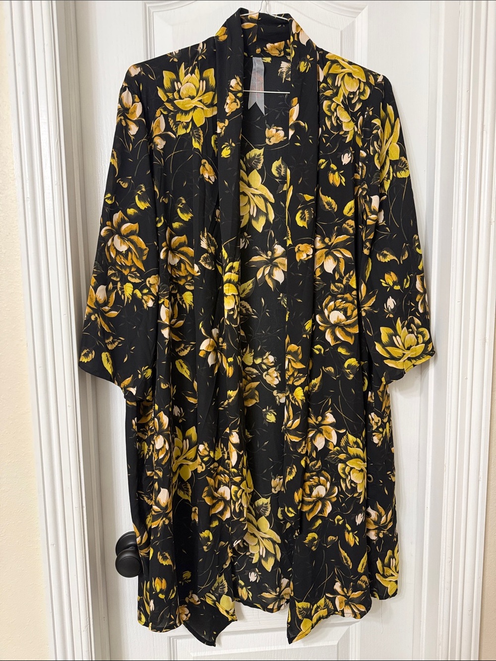 Melissa McCarthy Seven7 open front floral kimono cardigan black and yellow  2X